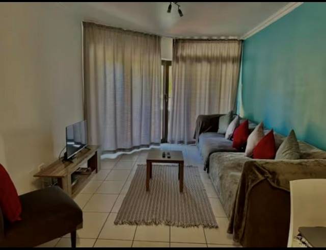 2 BEDROOM APARTMENT FOR SALE IN UMHLANGA ROCKS